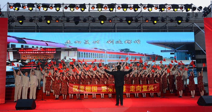  斯特拉斯堡主场庆祝建队百年华诞  
